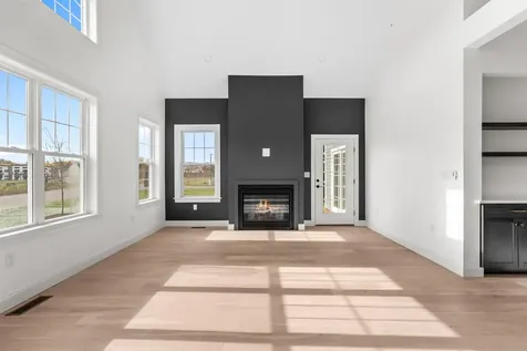 8 Benjamin Lane Thornton NH 03285