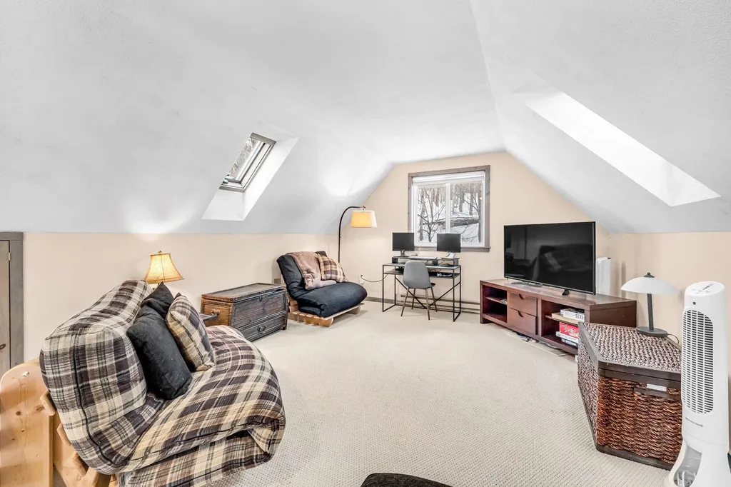 22 Lower Howes Road Wilmington VT 05363