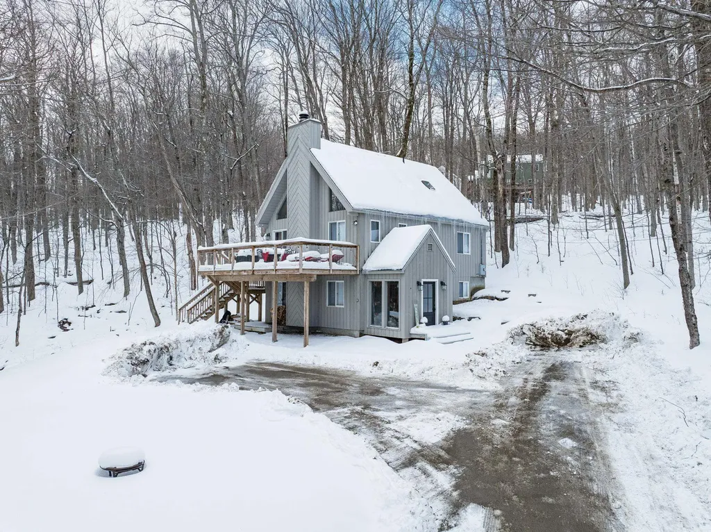 22 Lower Howes Road Wilmington VT 05363