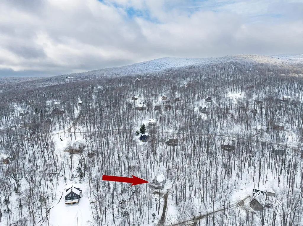 22 Lower Howes Road Wilmington VT 05363