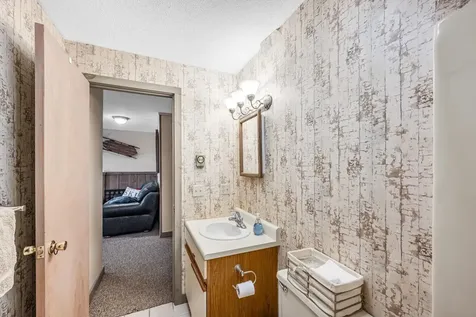 22 Lower Howes Road Wilmington VT 05363