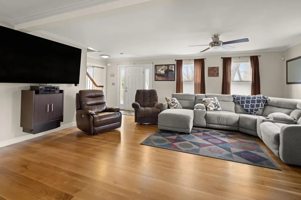 8 Moss Glen Lane South Burlington VT 05403