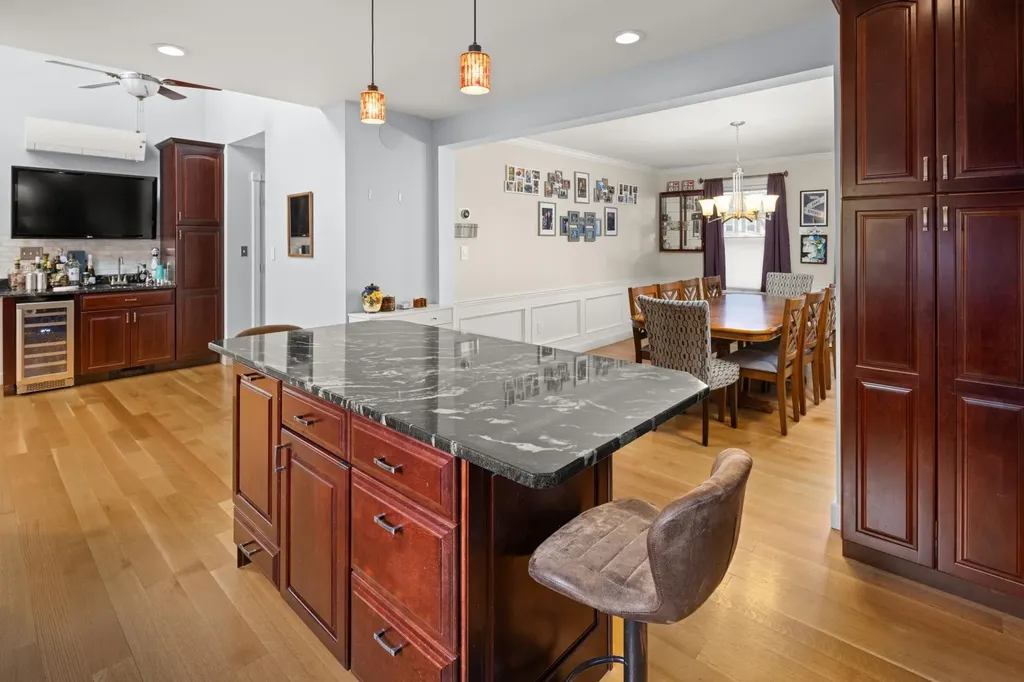 8 Moss Glen Lane South Burlington VT 05403