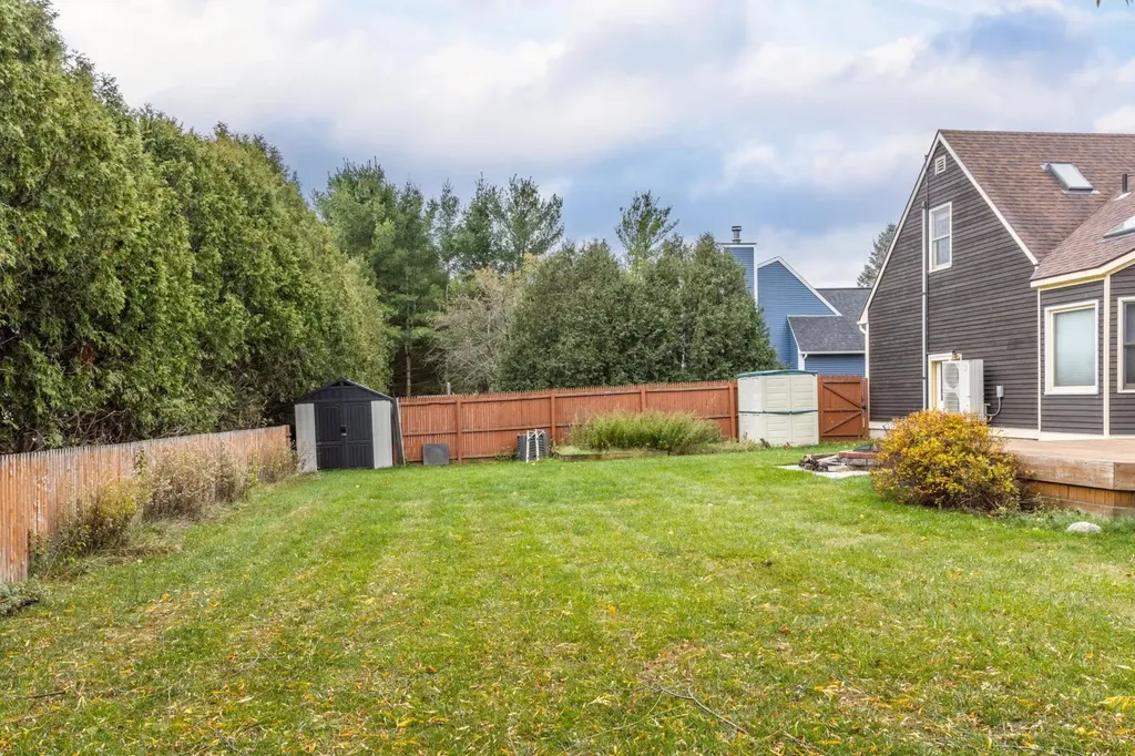 8 Moss Glen Lane South Burlington VT 05403