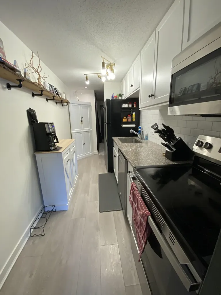 17 Snowtree Lane Dover VT 05356