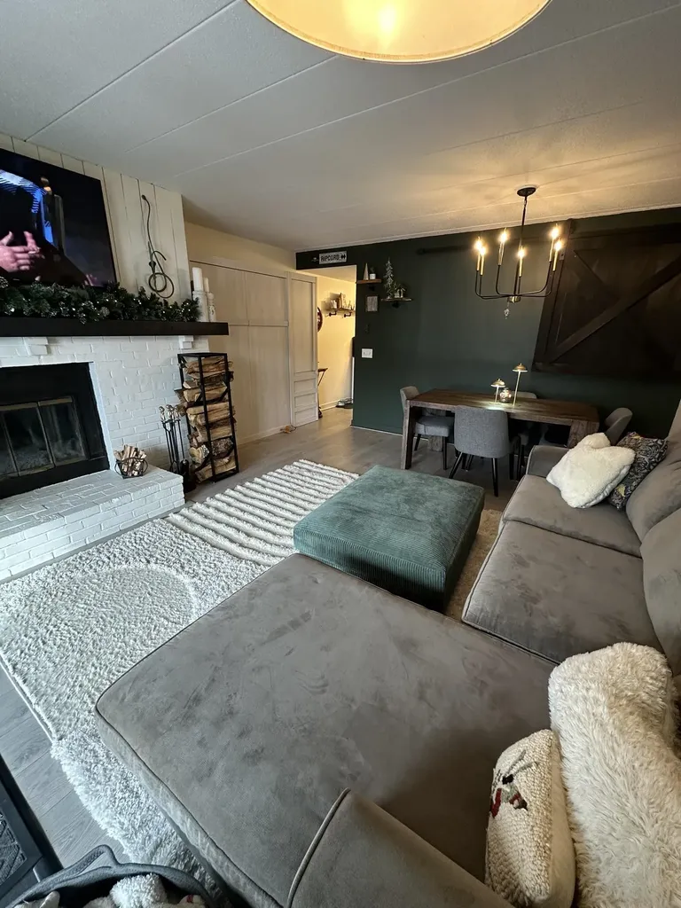 17 Snowtree Lane Dover VT 05356