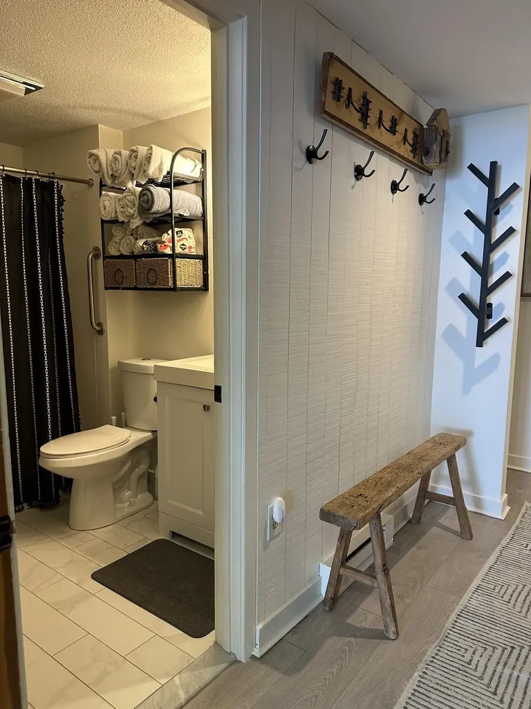 17 Snowtree Lane Dover VT 05356