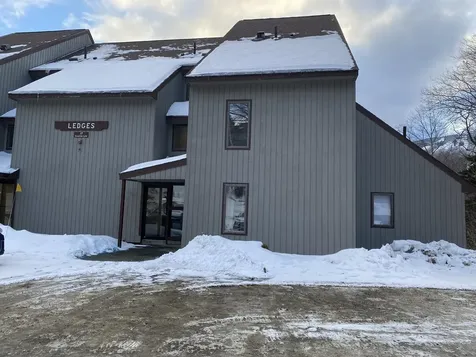 17 Snowtree Lane Dover VT 05356