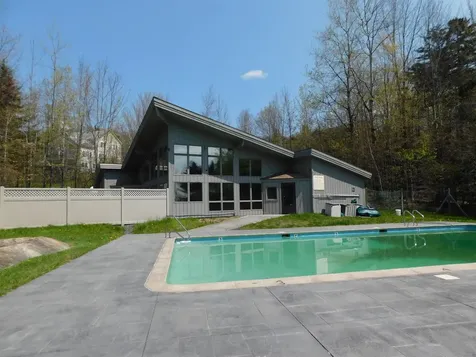 17 Snowtree Lane Dover VT 05356