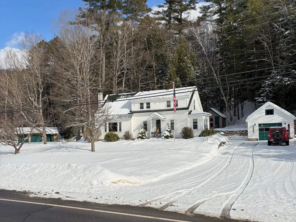 819 Eastside Road Woodstock NH 03262