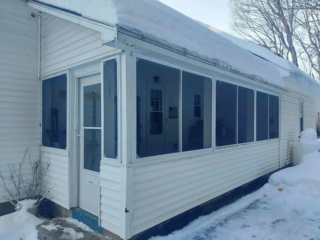 819 Eastside Road Woodstock NH 03262