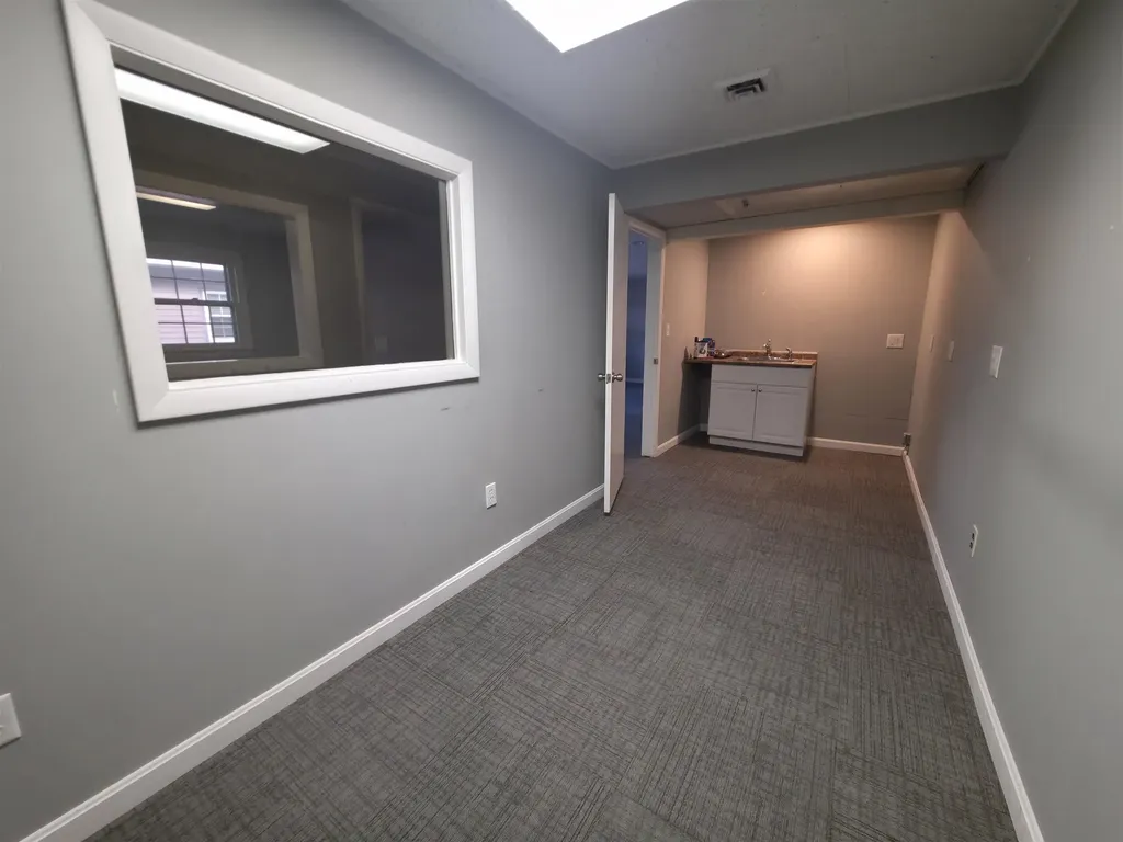 289 Main Street Salem NH 03079