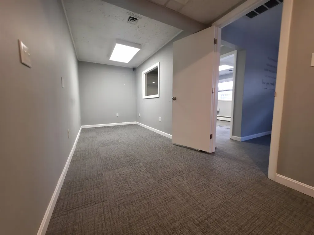 289 Main Street Salem NH 03079