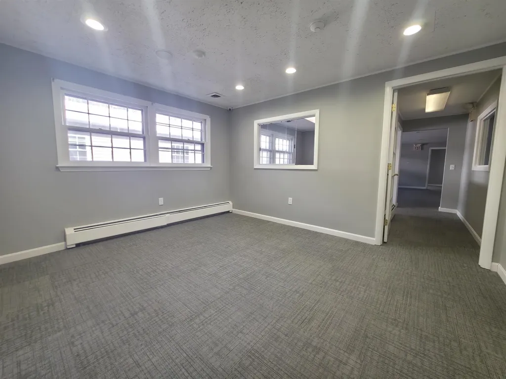 289 Main Street Salem NH 03079