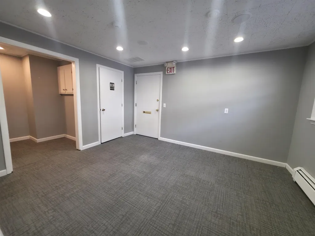 289 Main Street Salem NH 03079