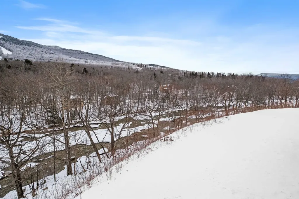 36 Lodge Road Lincoln NH 03251