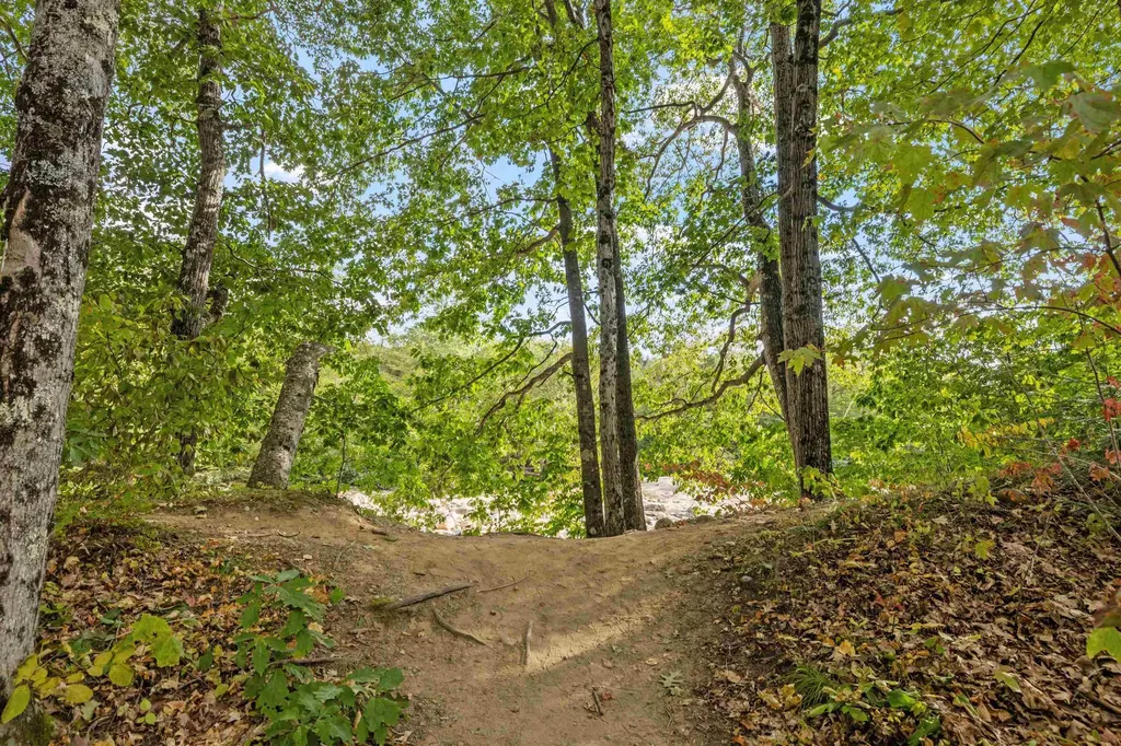 36 Lodge Road Lincoln NH 03251