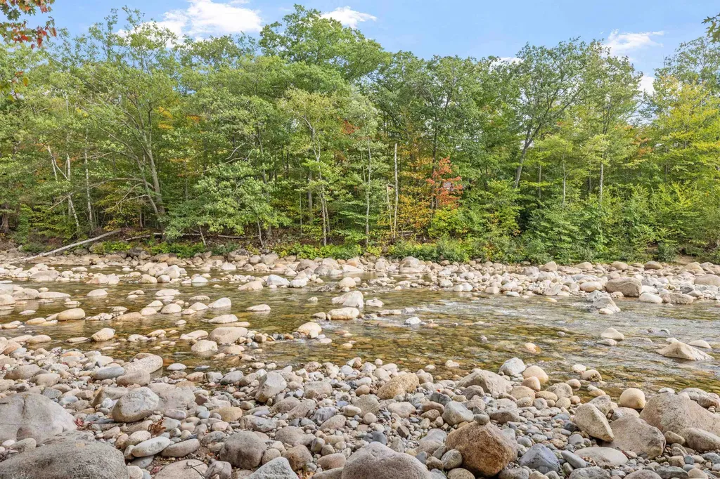 36 Lodge Road Lincoln NH 03251