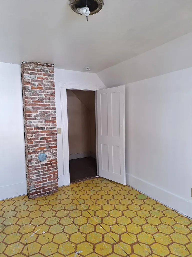 66 Summer Street Bristol NH 03222