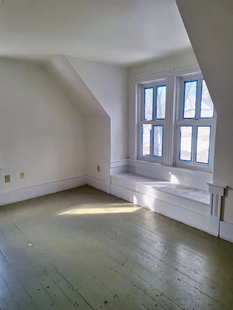 66 Summer Street Bristol NH 03222