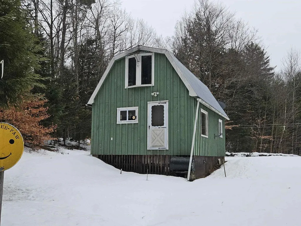 362 Rabbit Path Bath NH 03740