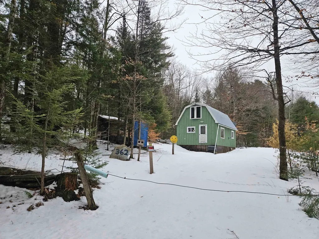 362 Rabbit Path Bath NH 03740