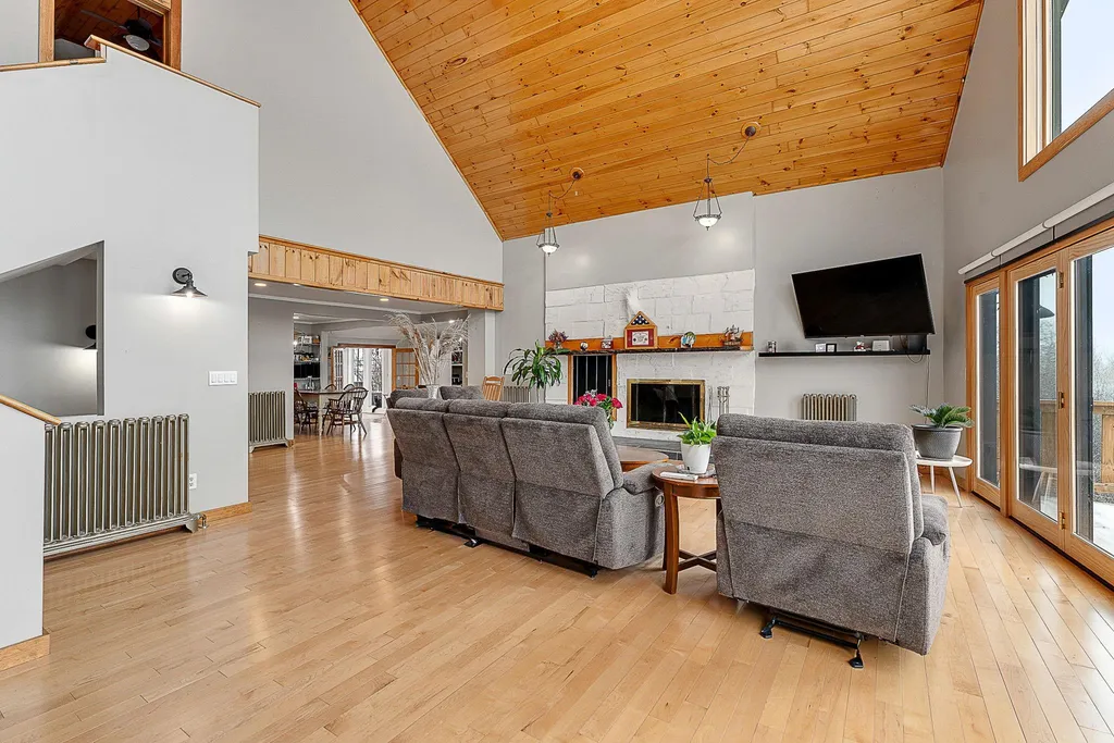 2139 Bronson Road St. Albans Town VT 05478