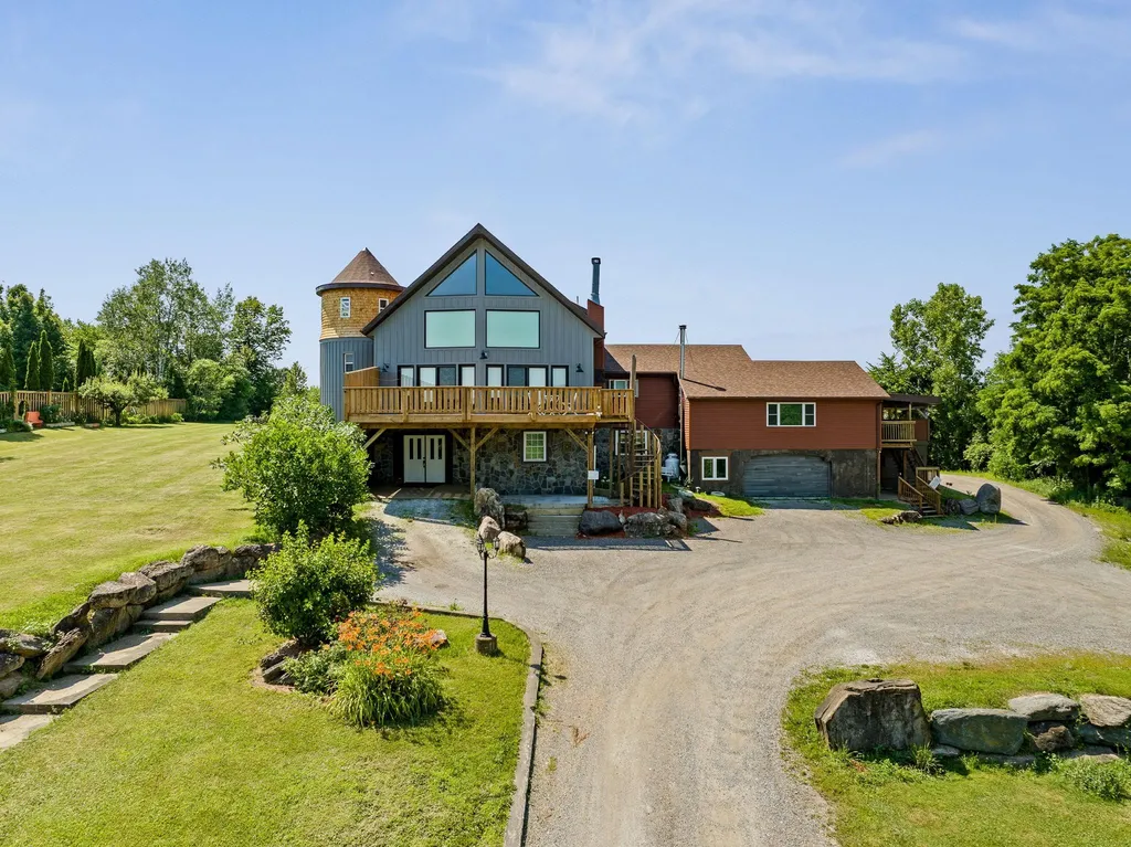 2139 Bronson Road St. Albans Town VT 05478