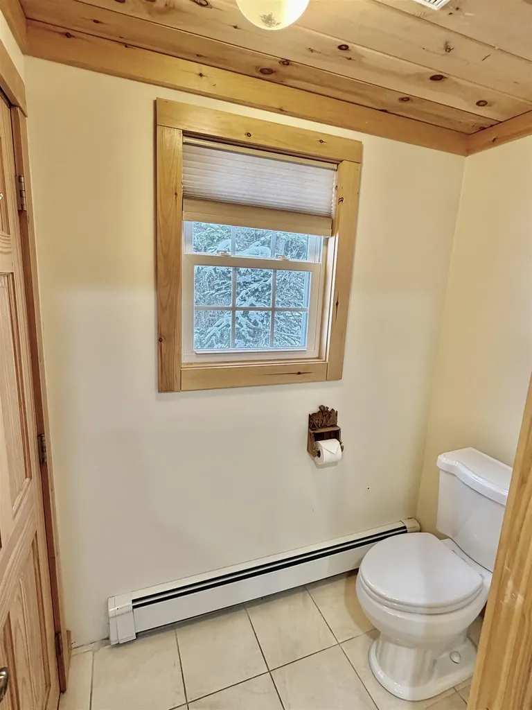 75 Timberland Road Pittsburg NH 03592