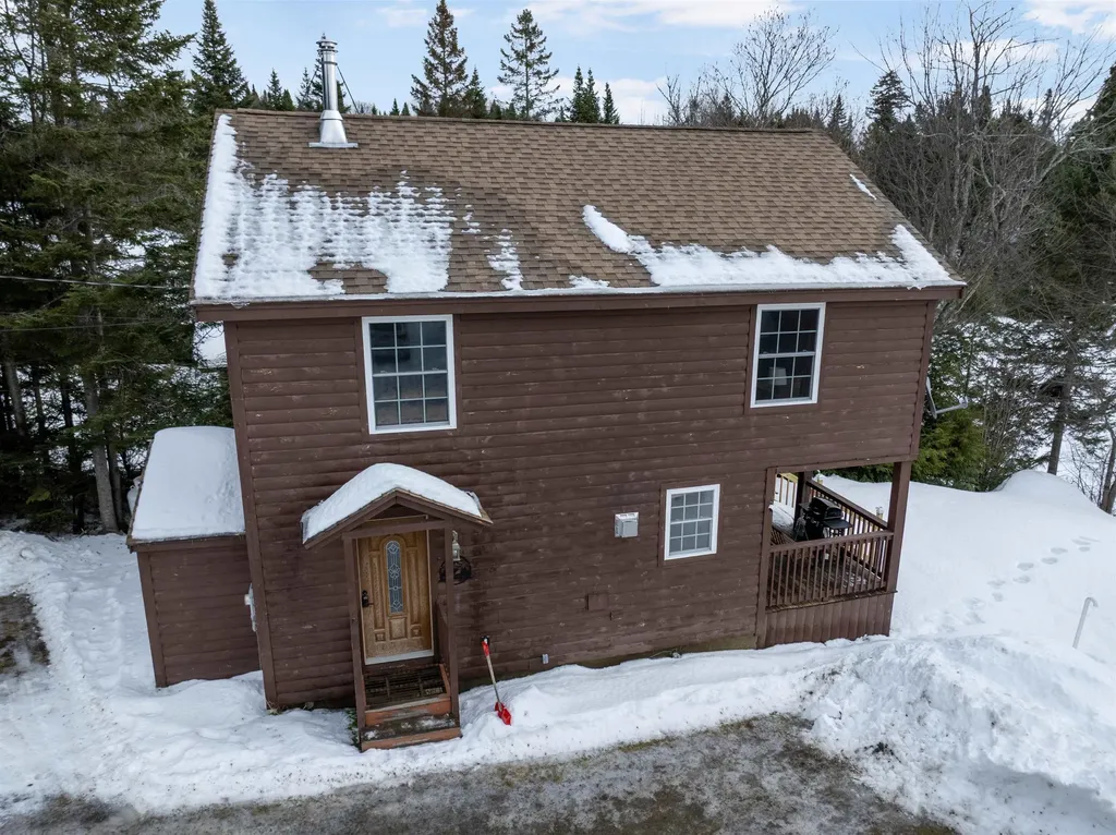 75 Timberland Road Pittsburg NH 03592