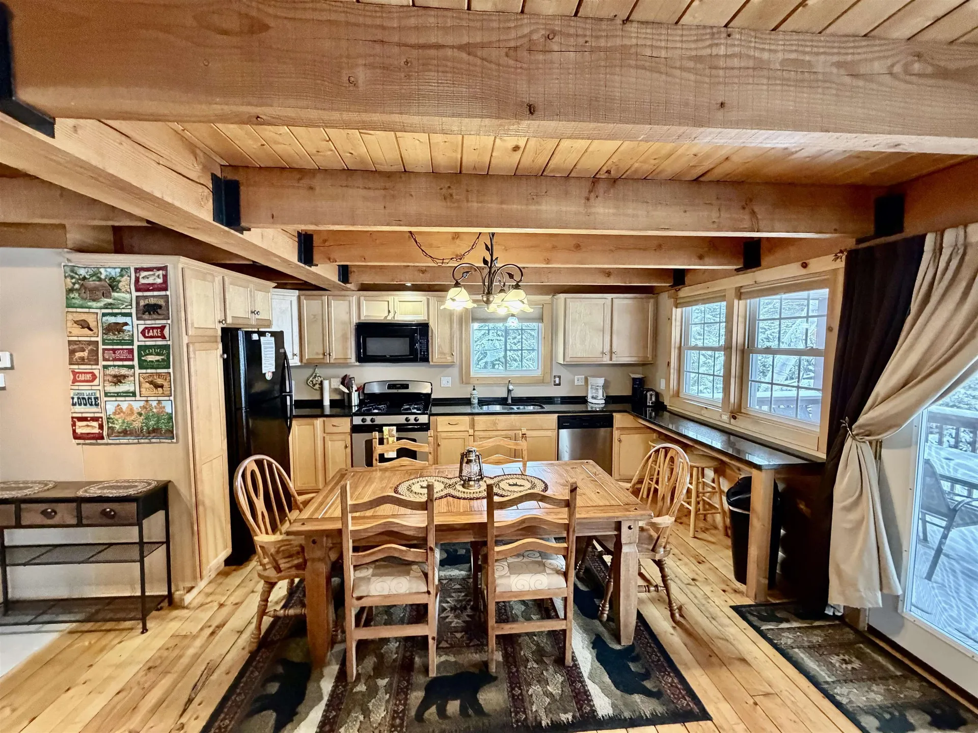 75 Timberland Road Pittsburg NH 03592