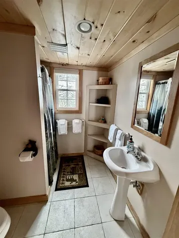 75 Timberland Road Pittsburg NH 03592