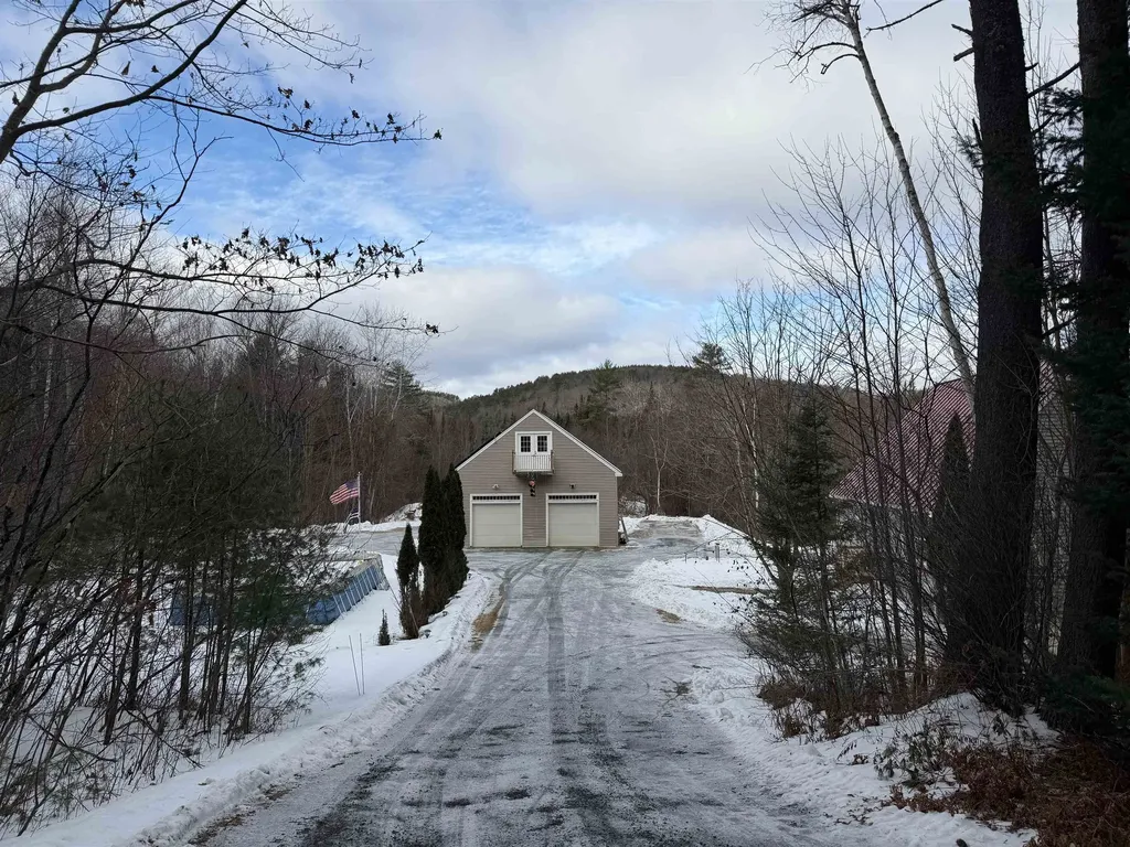 94 Porter Road Plainfield NH 03781