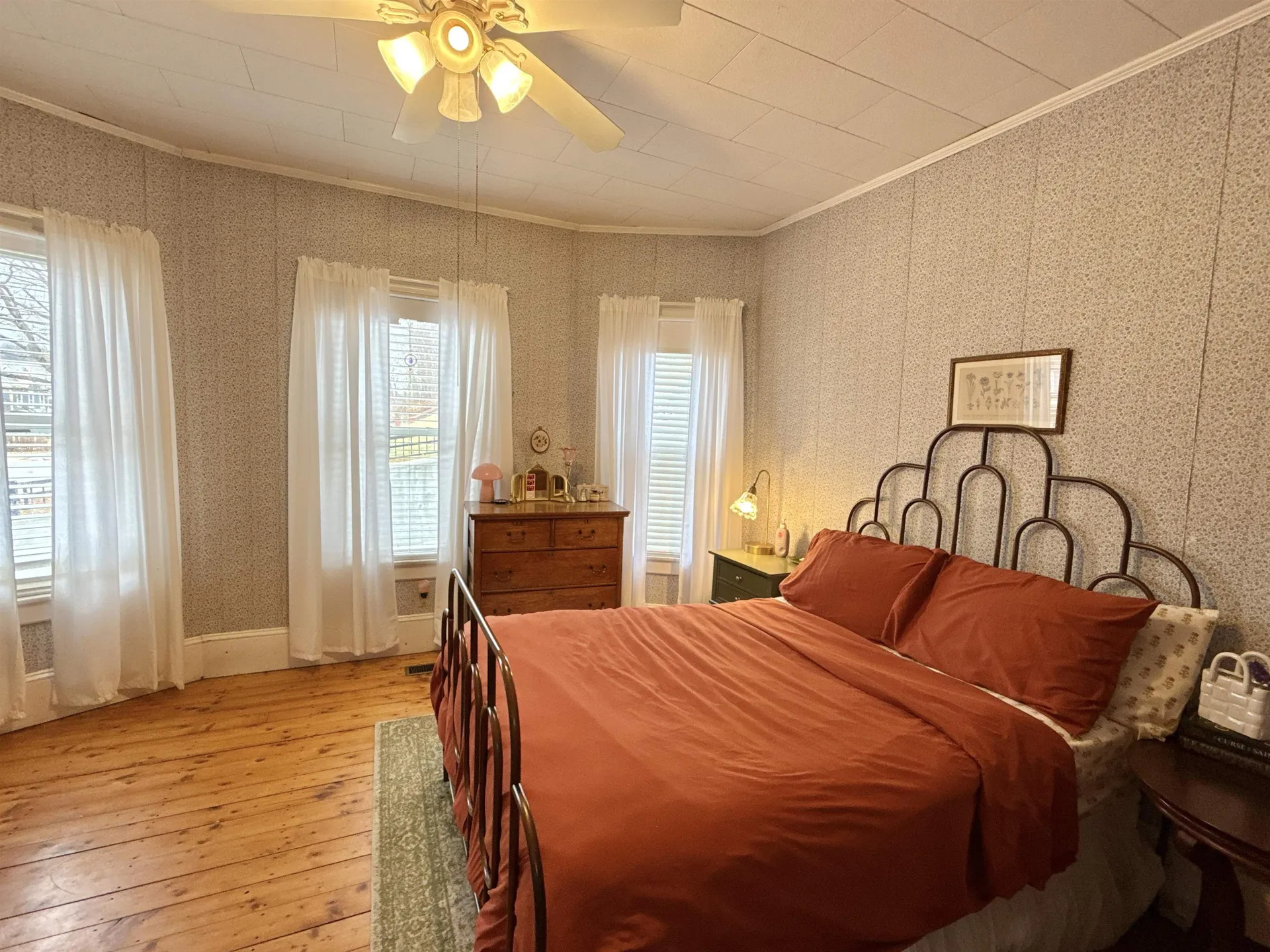 11 Green Street Rockingham VT 05101