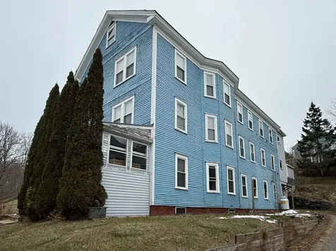 11 Green Street Rockingham VT 05101