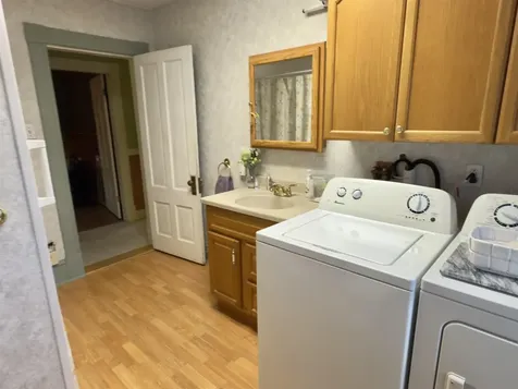 11 Green Street Rockingham VT 05101