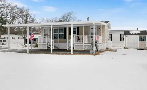 53 Hagop Road Salem NH 03079