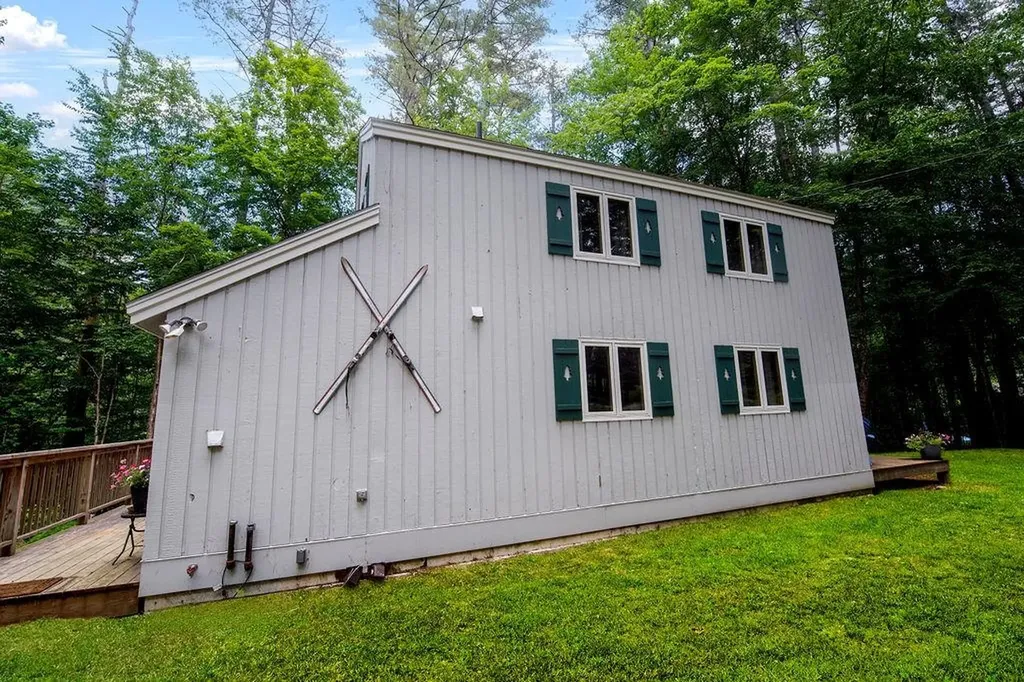 1 Frog Hollow Wilmington VT 05363