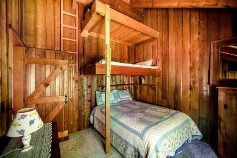 1 Frog Hollow Wilmington VT 05363