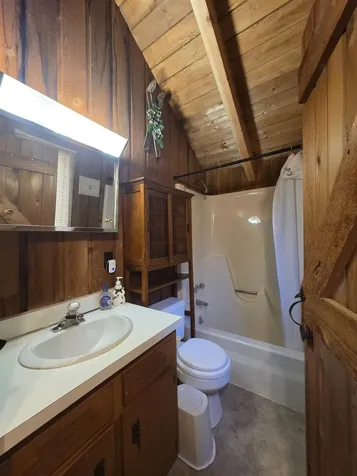 1 Frog Hollow Wilmington VT 05363