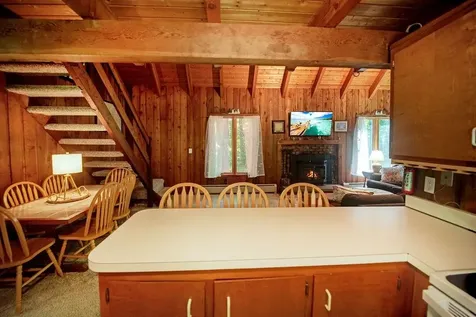 1 Frog Hollow Wilmington VT 05363