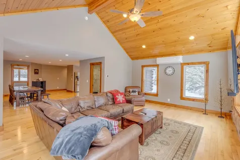 84 Ruth Road Carroll NH 03595