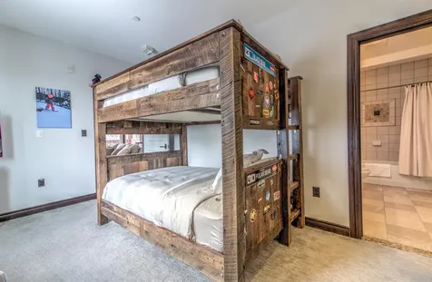 759 Stratton Mountain Access Road Stratton VT 05255-9847