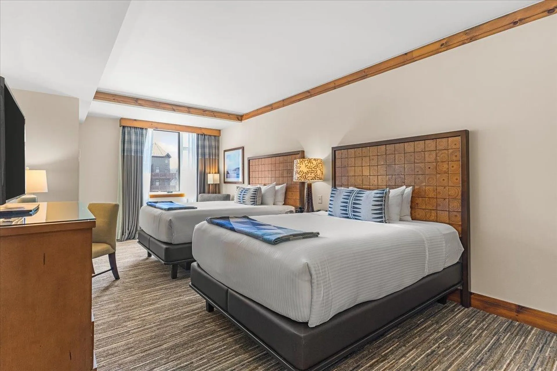 7412 Mountain Road Stowe VT 05672