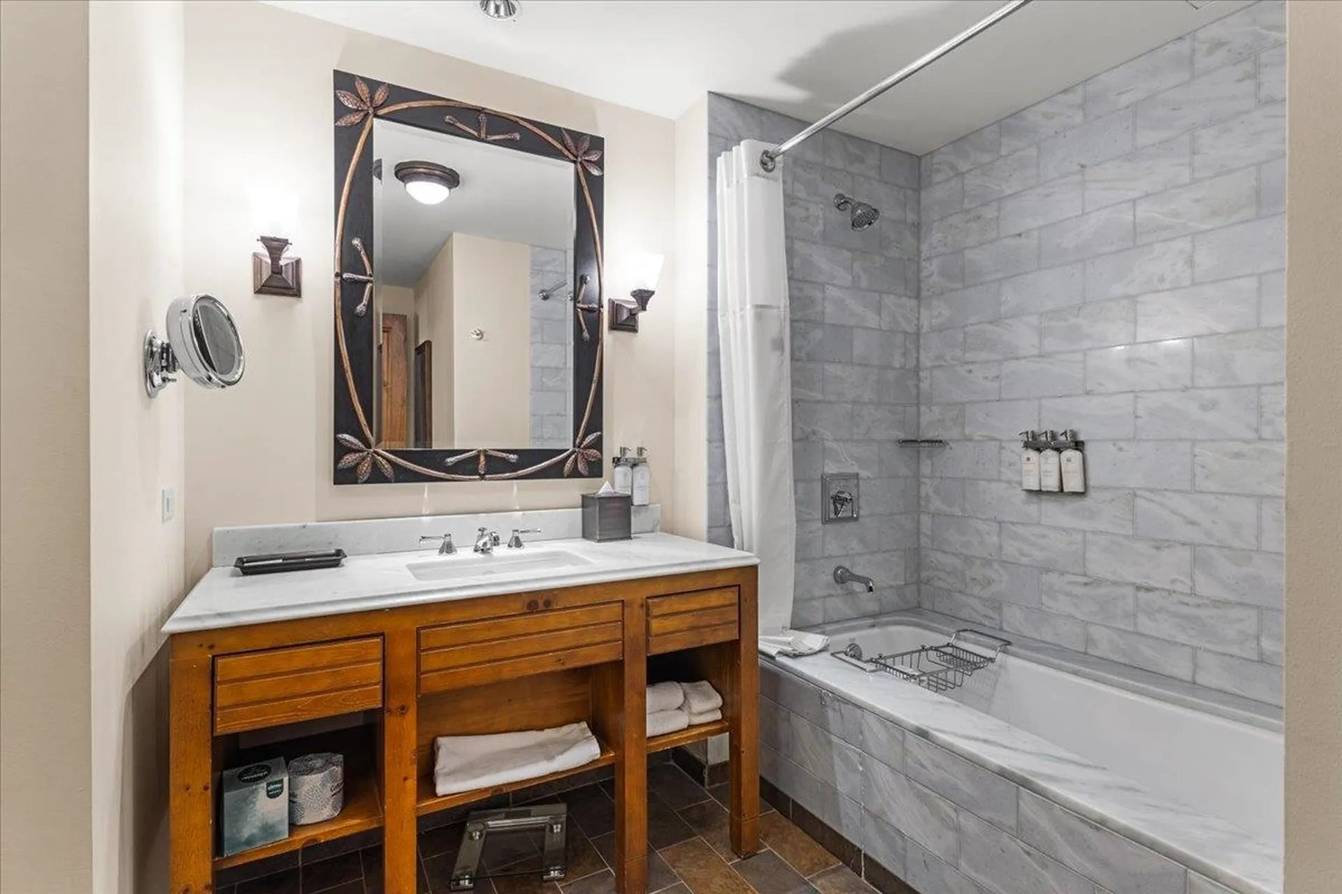 7412 Mountain Road Stowe VT 05672