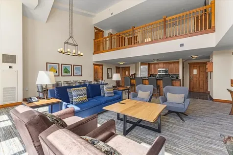 7412 Mountain Road Stowe VT 05672