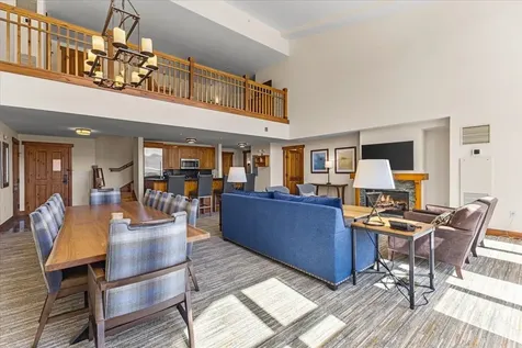 7412 Mountain Road Stowe VT 05672