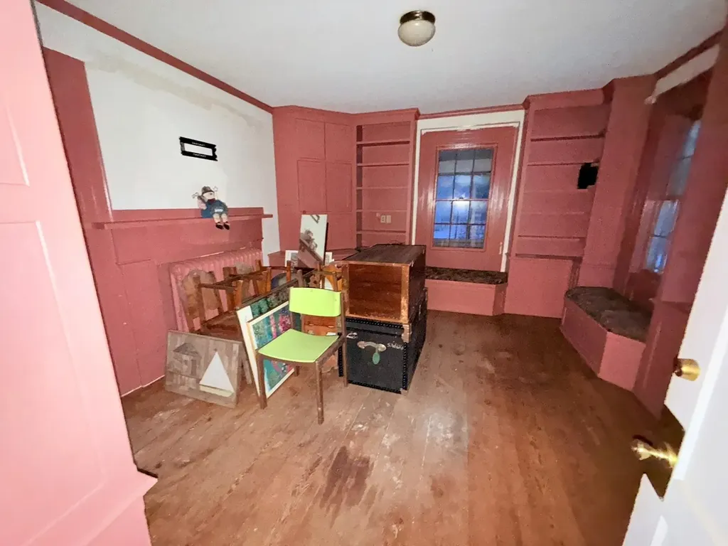 1246 New Hampshire Route 175 Campton NH 03223