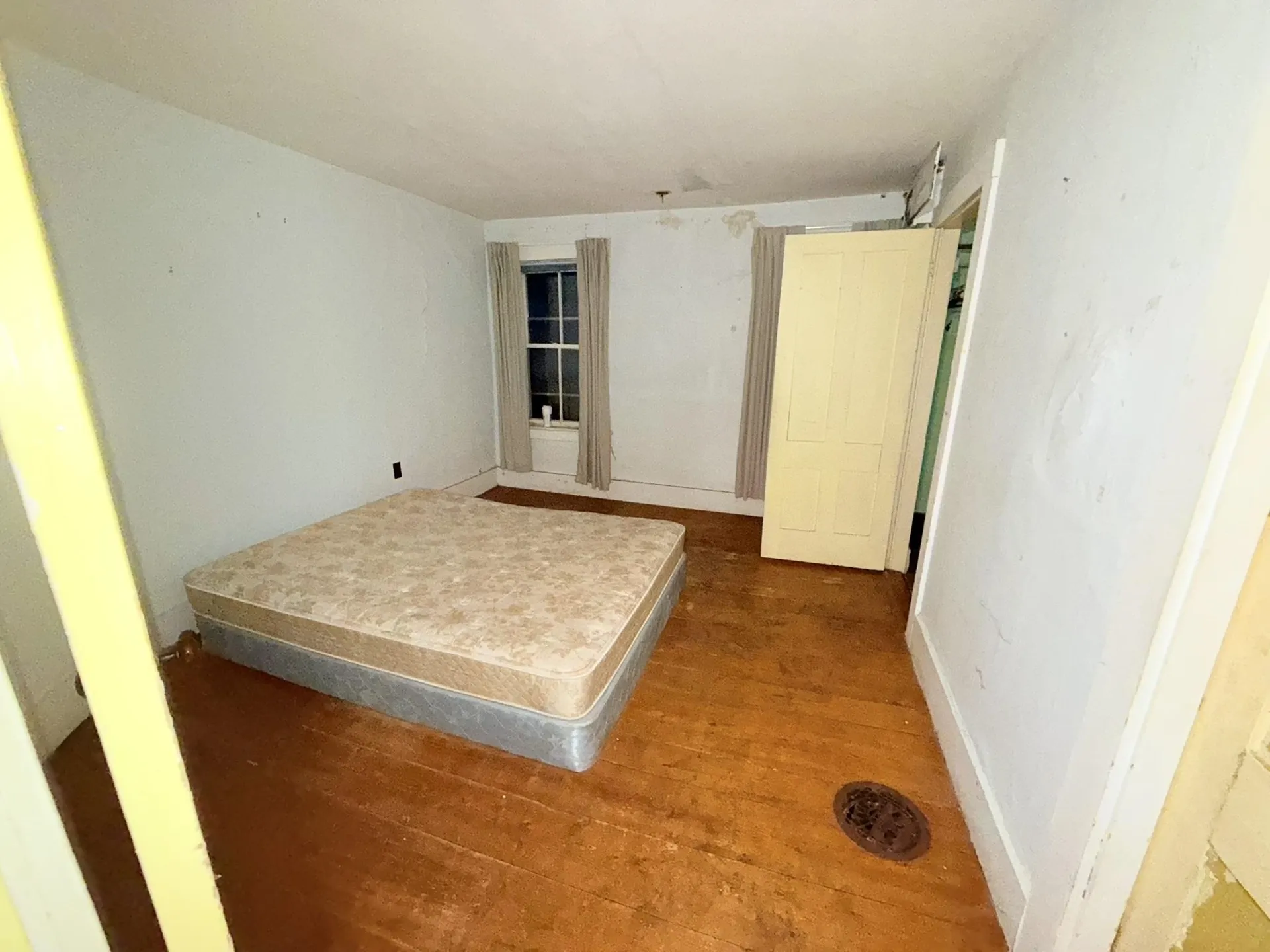 1246 New Hampshire Route 175 Campton NH 03223