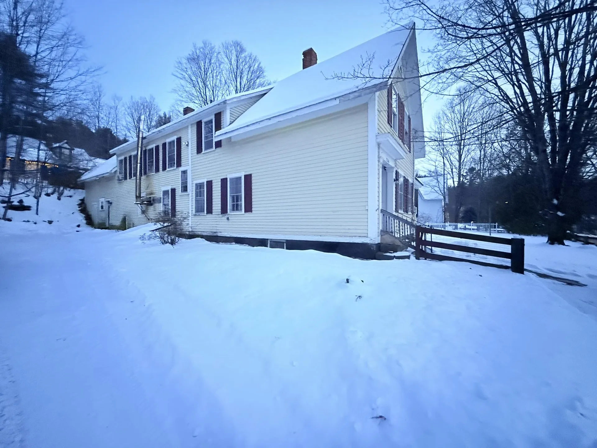 1246 New Hampshire Route 175 Campton NH 03223